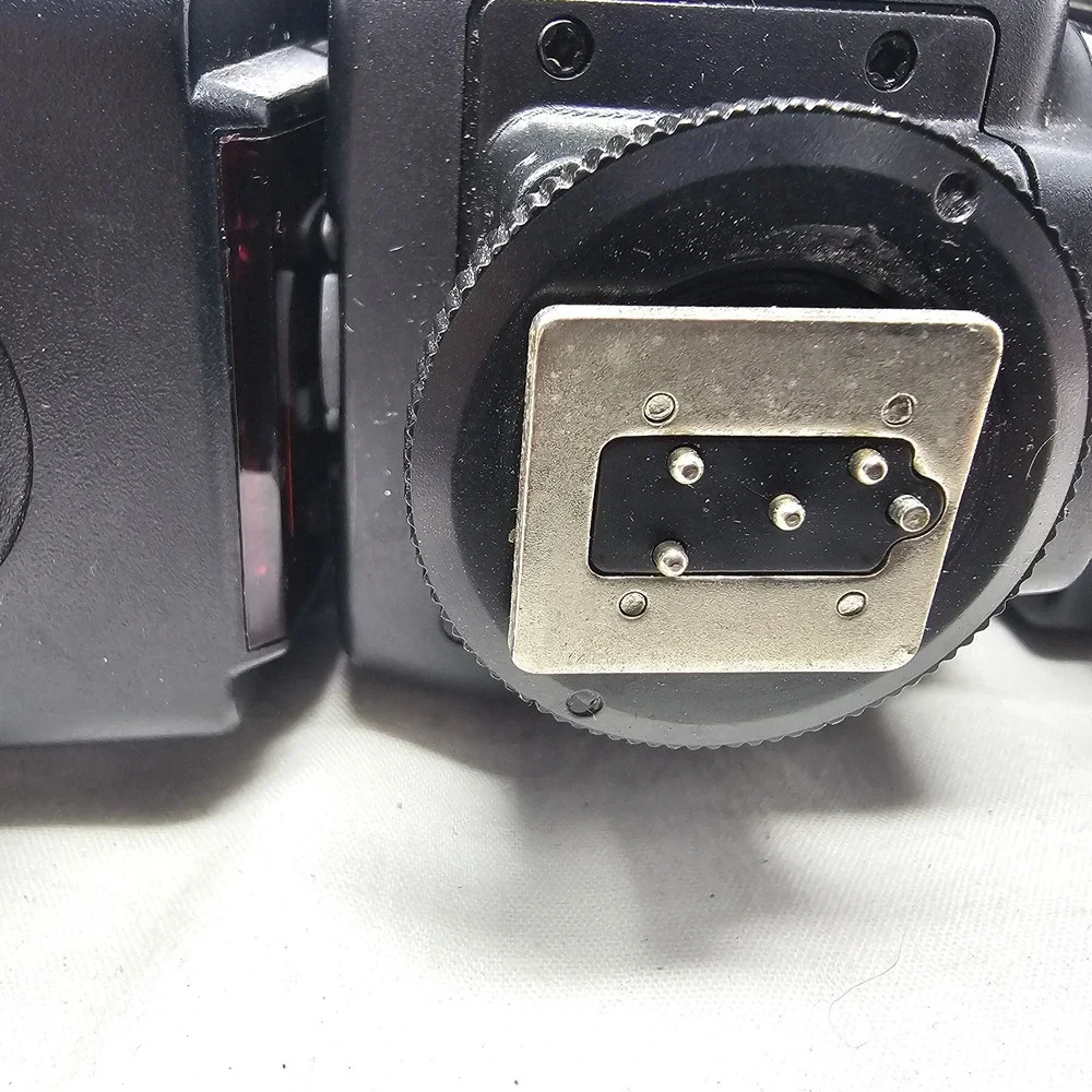 Lot Of‎ 4  Shoe Mount Camera Flash for Parts Or Repair Only